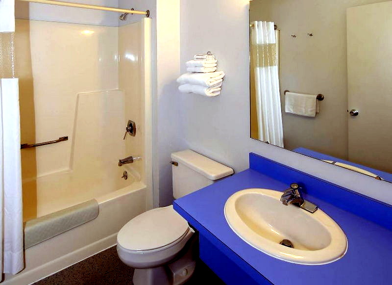 Aurora Borealis Motel - From Website (newer photo)